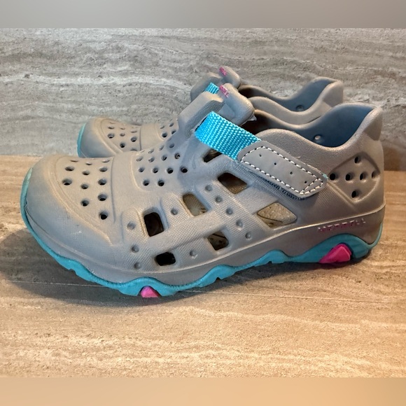 Merrell Kids' Gray Water Shoes with Pink and Blue Accents Crocs Velcro 10c - Picture 4 of 7